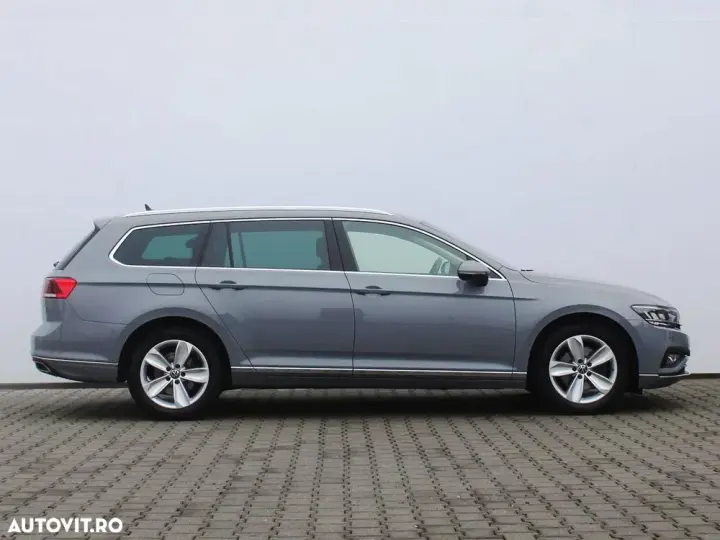 Volkswagen Passat B8 2.0 TDI 4Mot DSG Highline