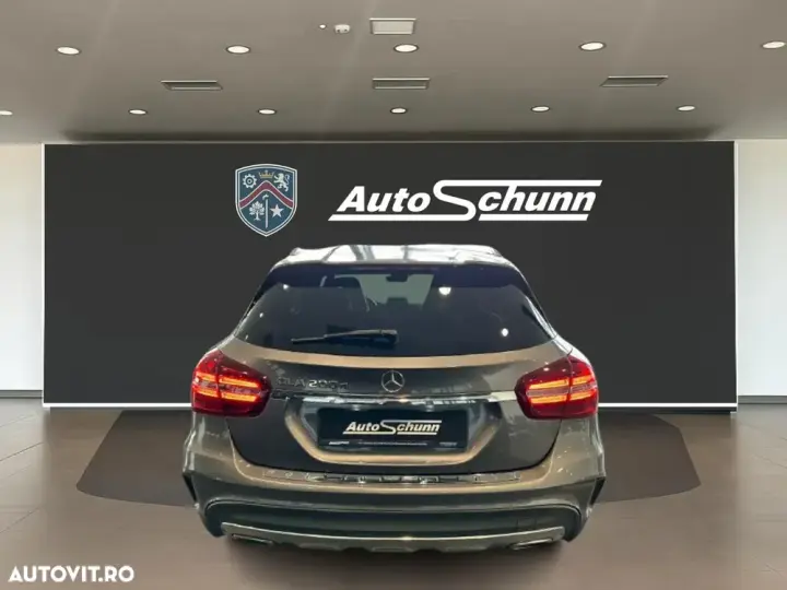 Mercedes-Benz GLA 200 d 7G-DCT AMG Line