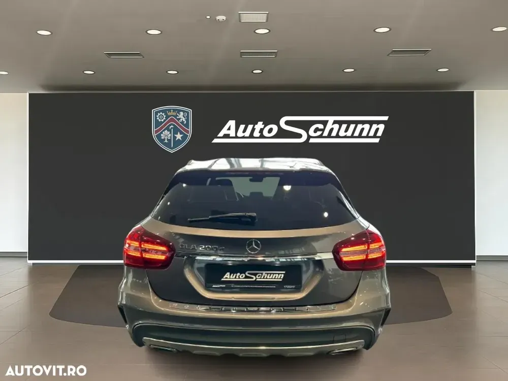 Mercedes-Benz GLA 200 d 7G-DCT AMG Line — imagine 6