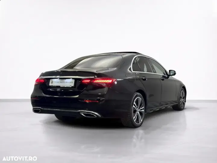 Mercedes-Benz E 220 d 9G-TRONIC