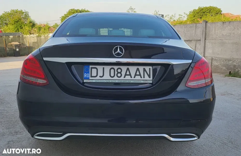 Mercedes-Benz C — imagine 3