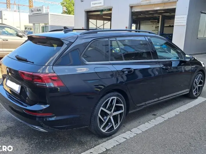 Volkswagen Golf VIII 2.0 TDI 150CP DSG Style