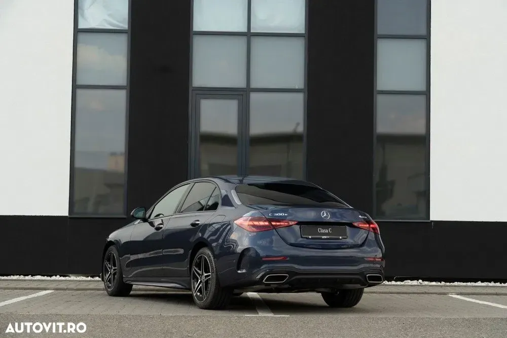 Mercedes-Benz C — imagine 3