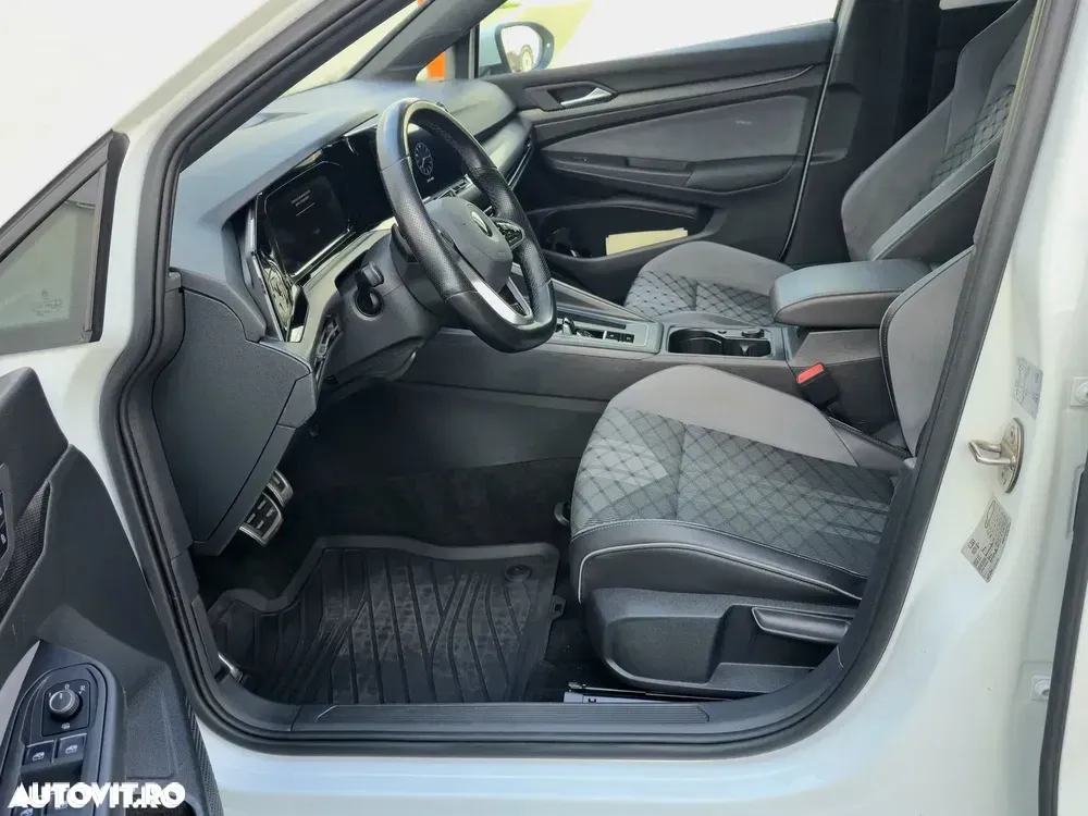 Volkswagen Golf VIII 2.0 TDI SCR DSG R-Line — imagine 6