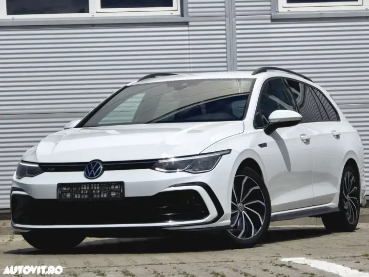 Volkswagen Golf VIII 2.0 TDI SCR DSG R-Line
