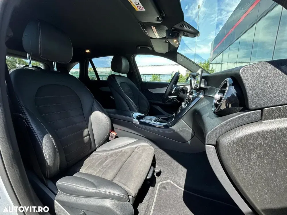 Mercedes-Benz GLC X253 300 e 4Matic 9G-TRONIC AMG Line — imagine 5