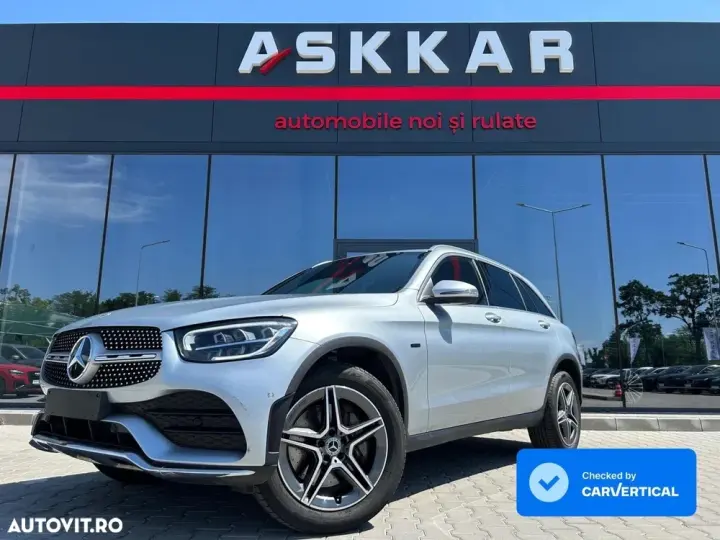 Mercedes-Benz GLC X253 300 e 4Matic 9G-TRONIC AMG Line