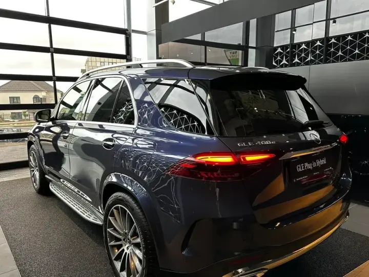 Mercedes-Benz GLE 400 e 4Matic 9G-TRONIC AMG Line Advanced Plus