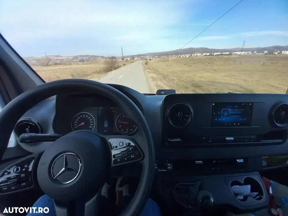 Mercedes-Benz Sprinter 317 CDI 170CP L2H2 RWD 6MT — imagine 4