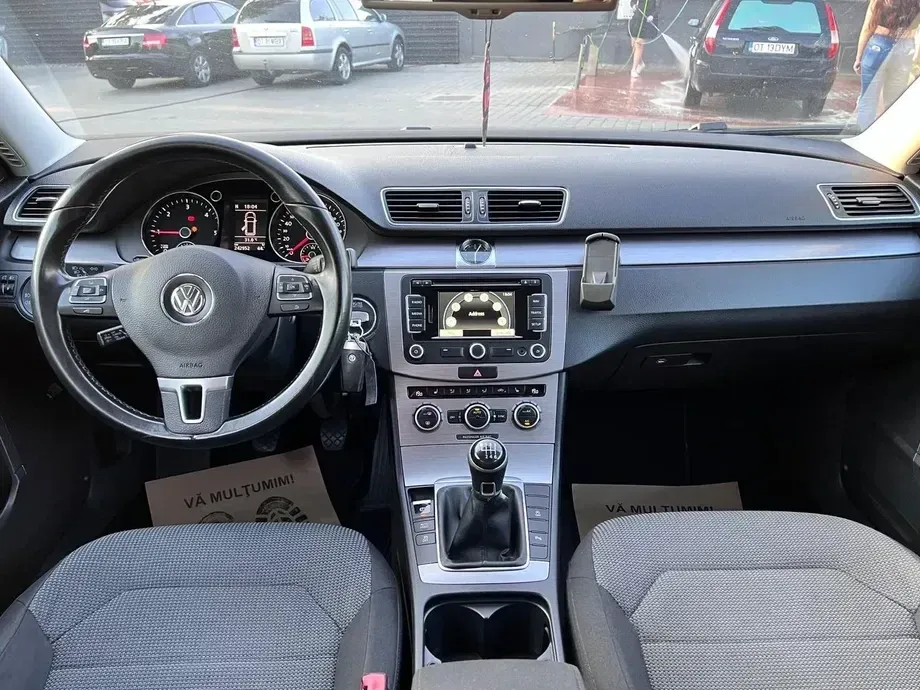 Volkswagen Passat B7 2.0 Blue TDI SCR Highline — imagine 6