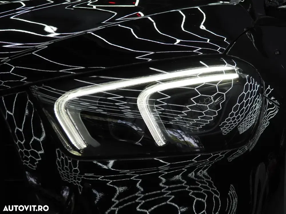 Mercedes-Benz GLE AMG 53 4MATIC+ MHEV — imagine 3