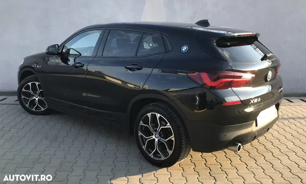 BMW X2 xDrive25e AT PHEV — imagine 4