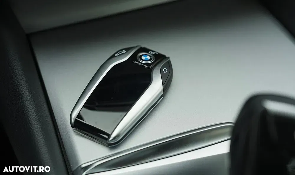 BMW Seria 5 520e Aut. — imagine 5