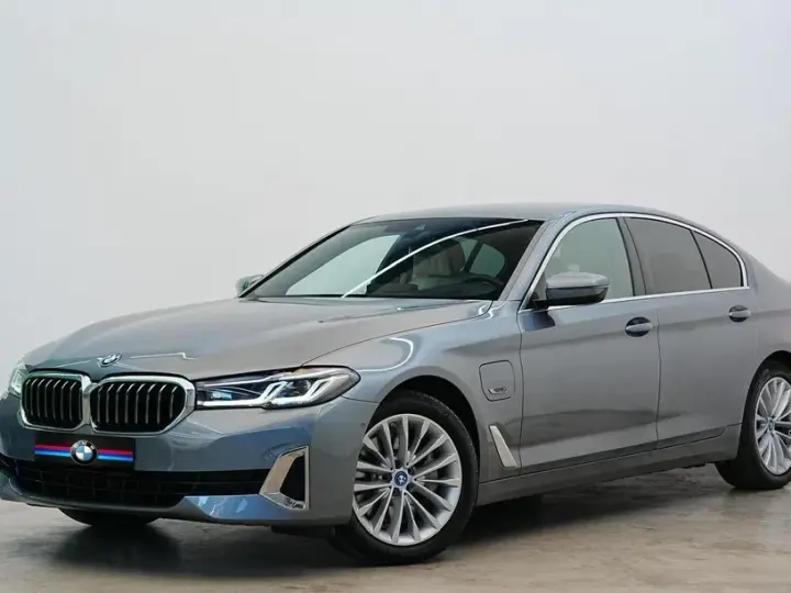 BMW Seria 5 530e xDrive AT PHEV