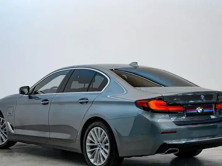 BMW Seria 5 530e xDrive AT PHEV