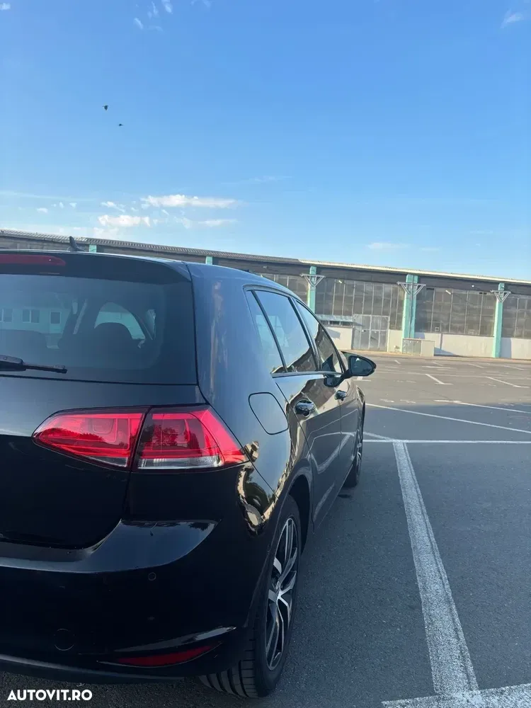 Volkswagen Golf VII 1.6 BlueTDI DSG Cup — imagine 5