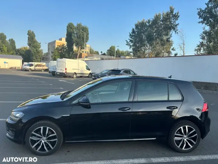Volkswagen Golf VII 1.6 BlueTDI DSG Cup