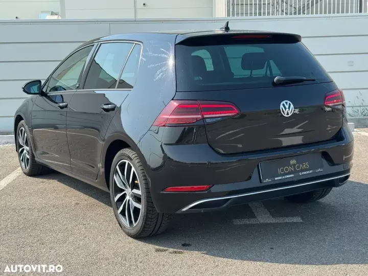 Volkswagen Golf VII