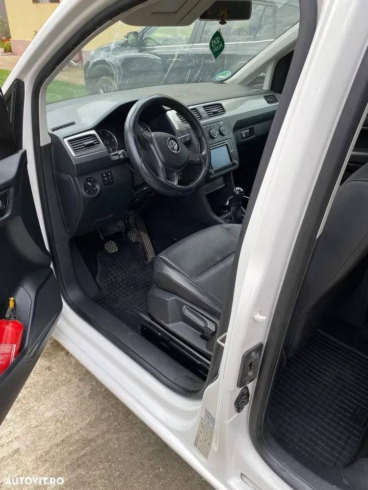 Volkswagen Caddy Maxi — imagine 5