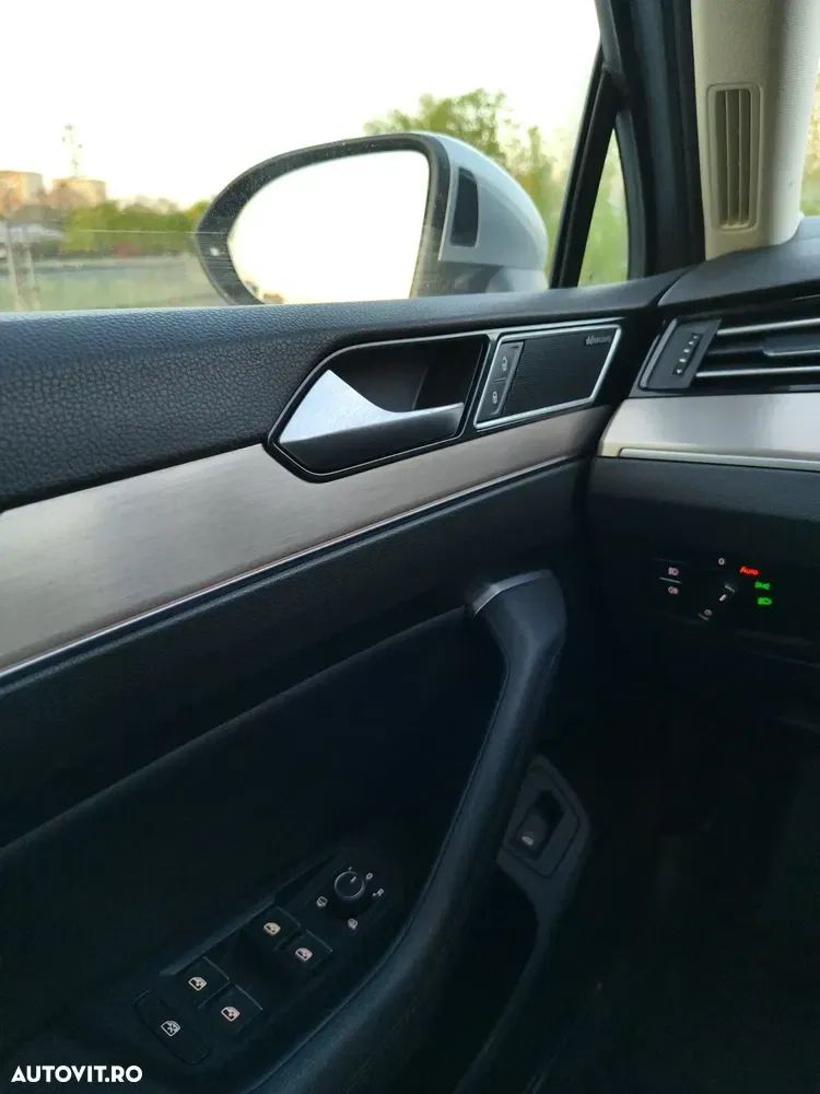 Volkswagen Passat B8 2.0 TDI SCR 4Mot DSG Highline — imagine 5