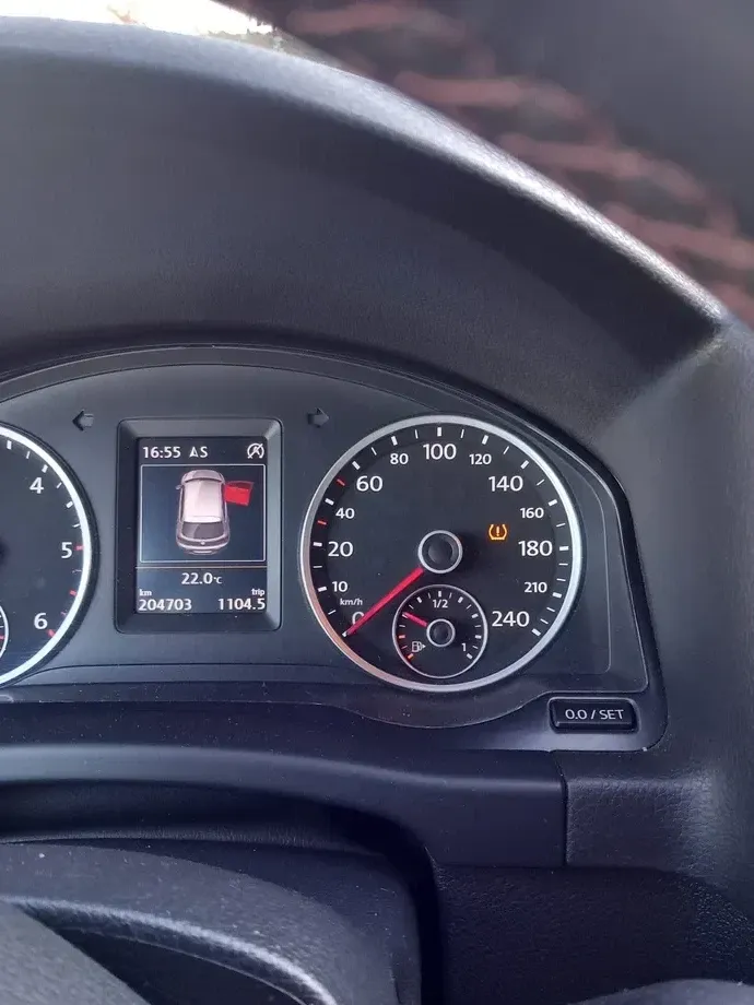 Volkswagen Tiguan 2.0 TDI 4Motion DSG BMT Sport & Style — imagine 5