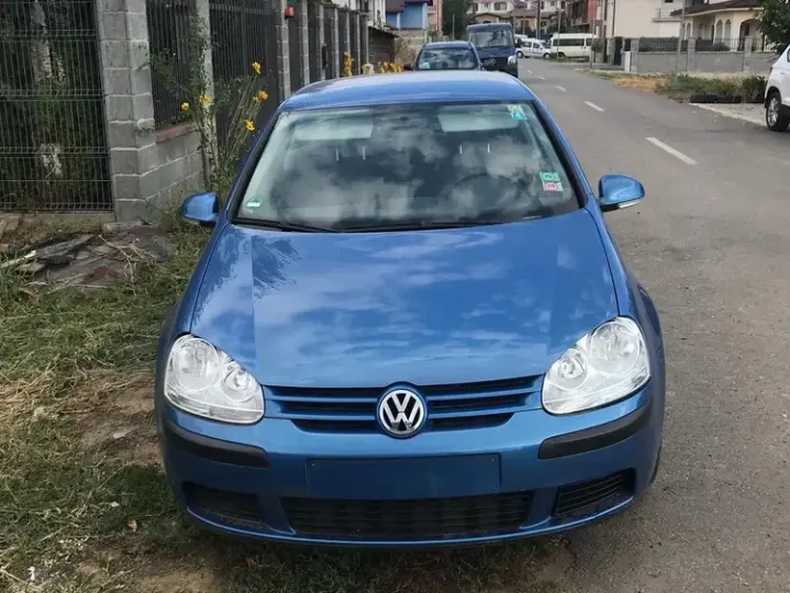 Volkswagen Golf V