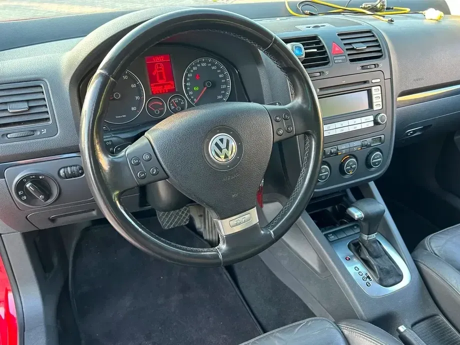 Volkswagen Golf V 1.4 TSI GT Sport DSG — imagine 4