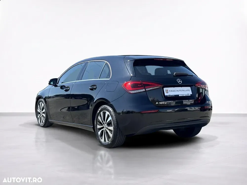 Mercedes-Benz A 180 d 8G-DCT Progressive — imagine 3