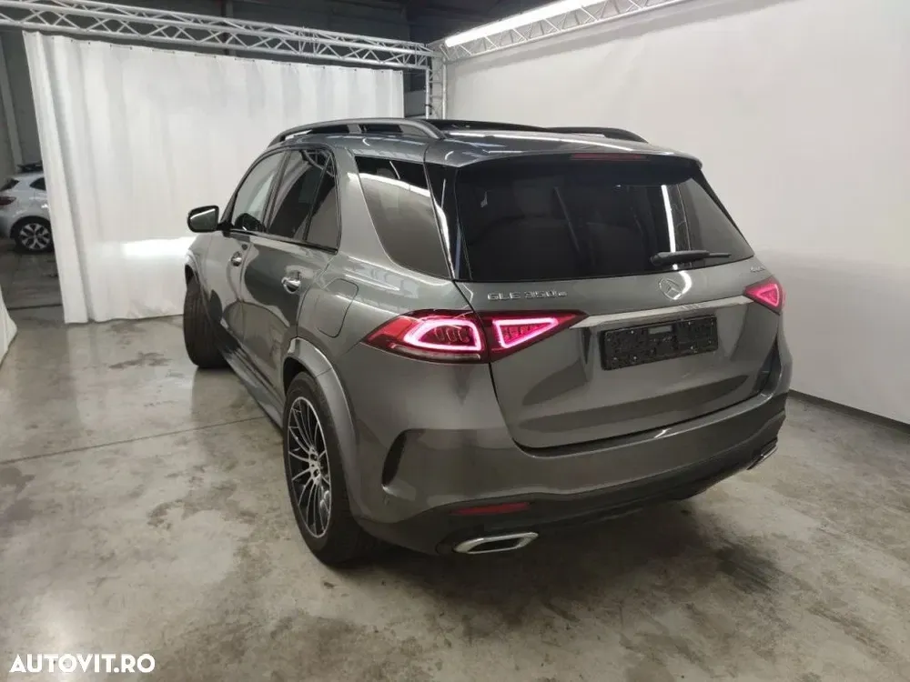 Mercedes-Benz GLE 350 e 4Matic 9G-TRONIC AMG Line — imagine 5