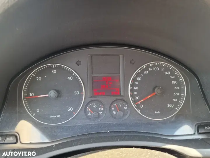Volkswagen Golf V