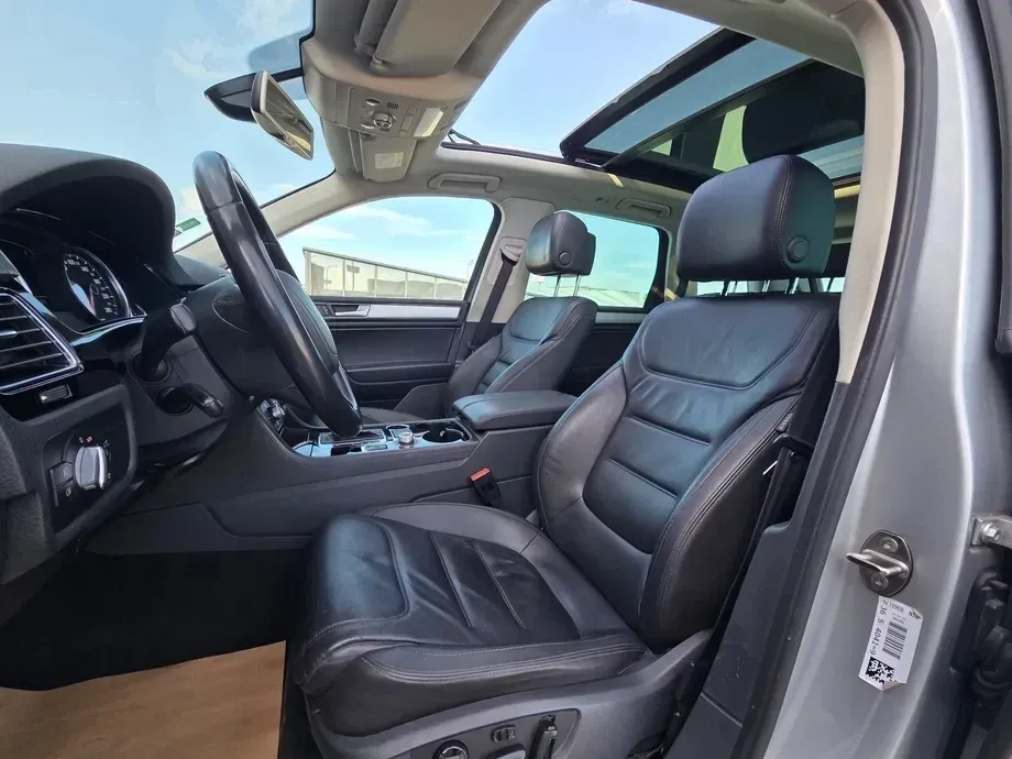 Volkswagen Touareg II 3.0 V6 TDI BMT Terrain Tech — imagine 4