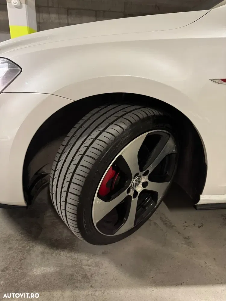 Volkswagen Golf VII — imagine 3