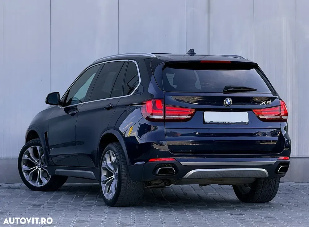 BMW X5 xDrive35i Edition Exclusive — imagine 3