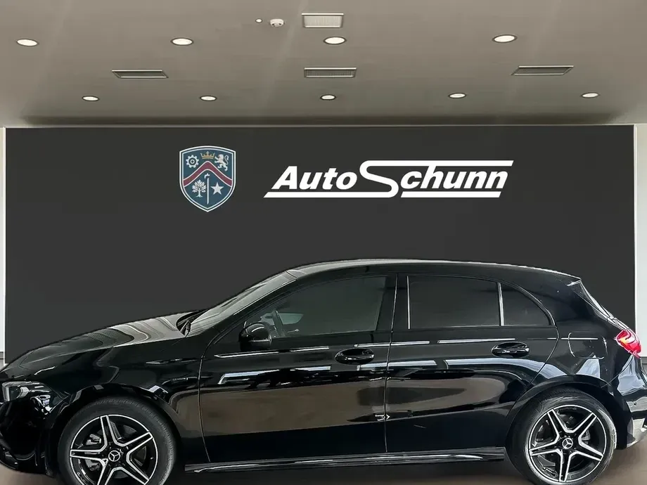 Mercedes-Benz A 250 W177/V177 e 8G-DCT AMG Line — imagine 5