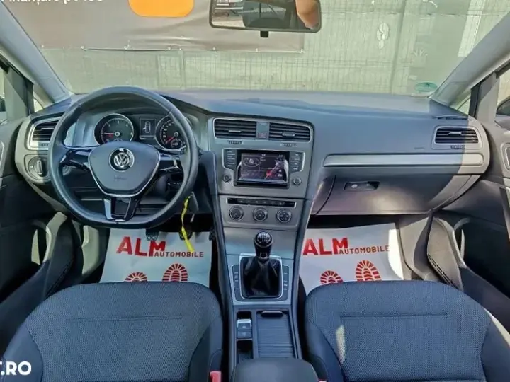 Volkswagen Golf VII