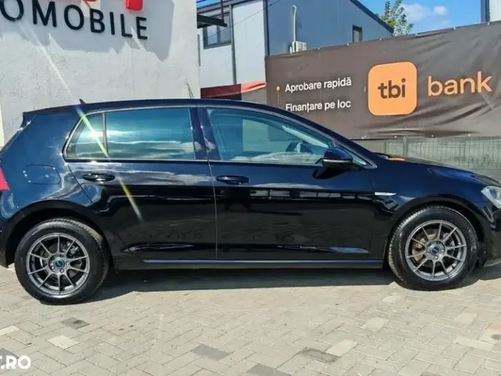 Volkswagen Golf VII