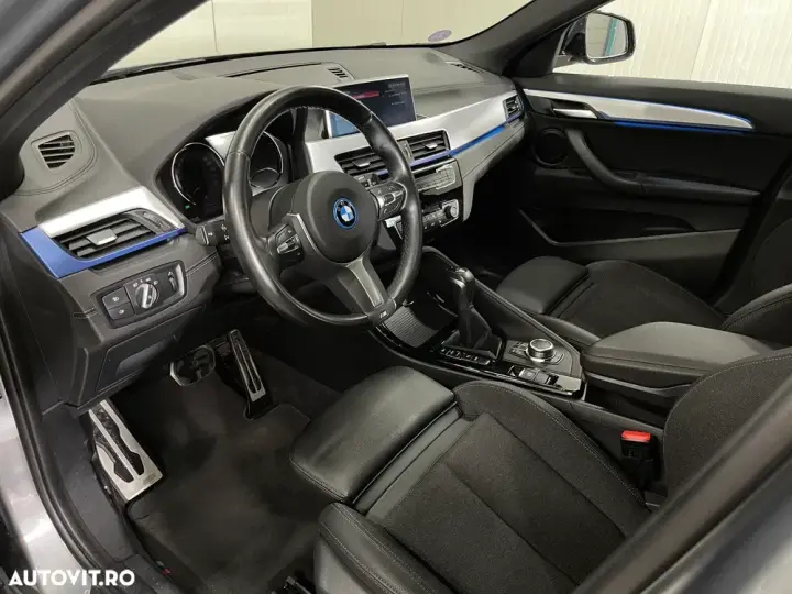 BMW X2 xDrive25e AT PHEV