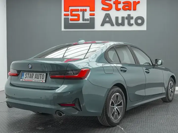 BMW Seria 3 G20/G21 318d Advantage