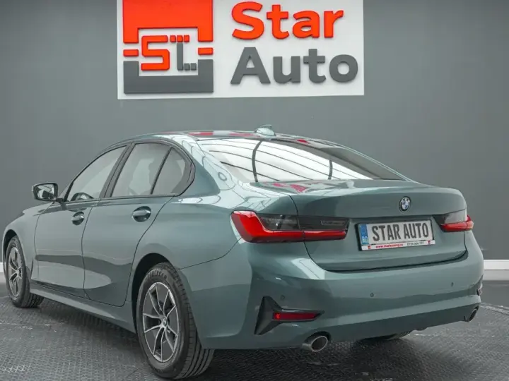 BMW Seria 3 G20/G21 318d Advantage