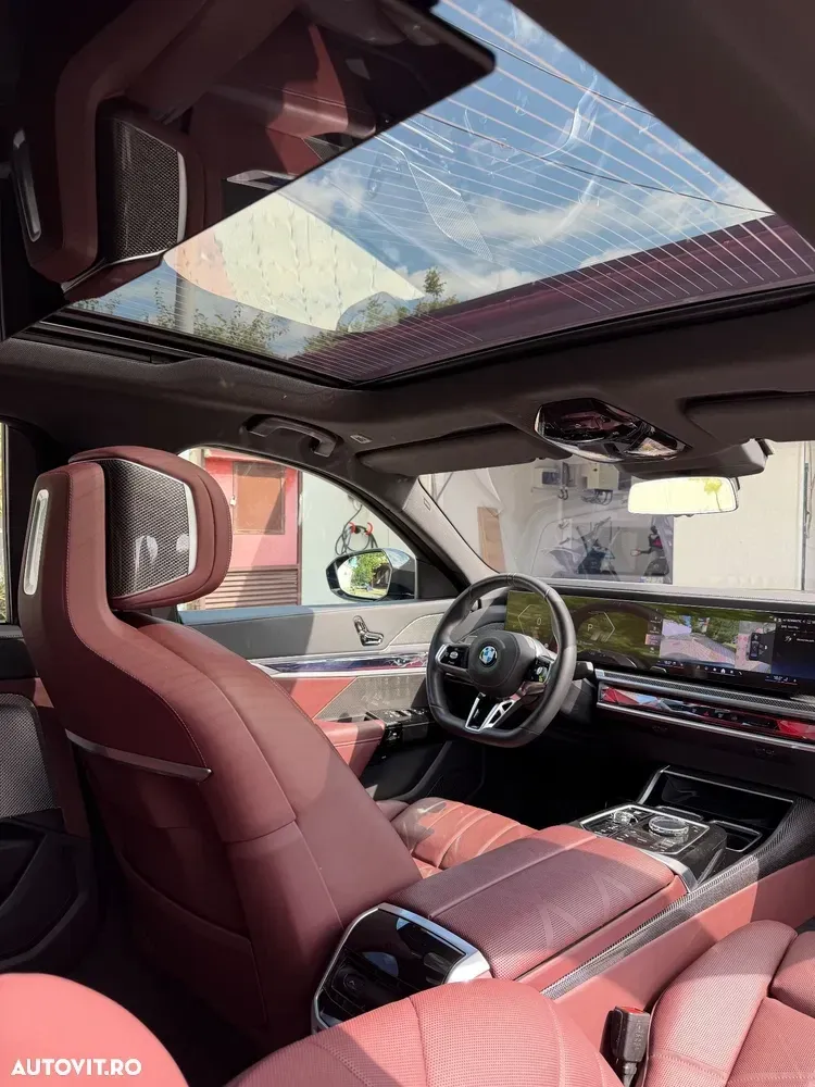 BMW Seria 7 G70 [2022-Prezent] — imagine 5