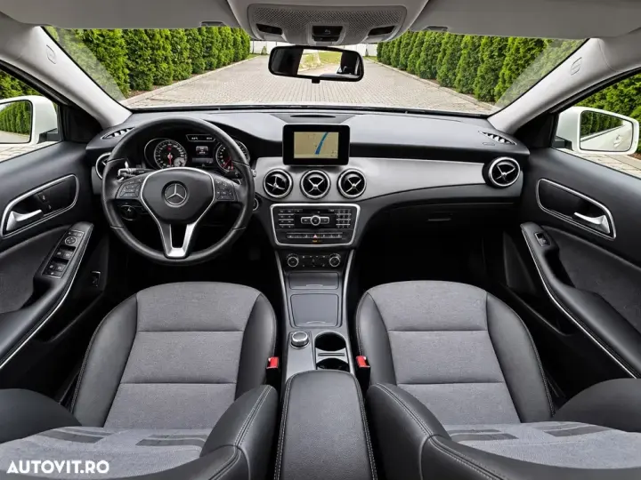 Mercedes-Benz GLA X156 180 d 7G-DCT StreetStyle