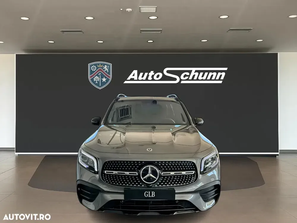 Mercedes-Benz GLB 200 4MATIC 8G-DCT AMG Line — imagine 2
